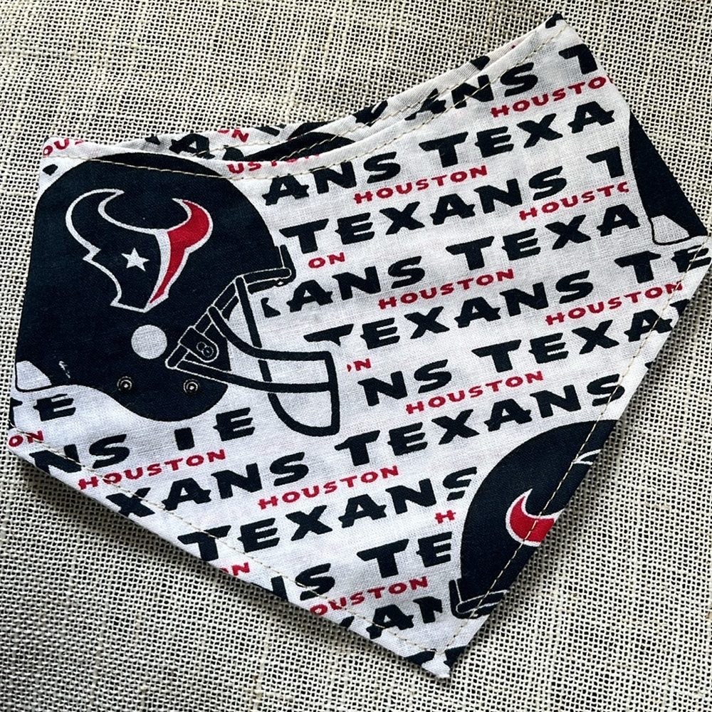 Houston Texans Dog Bandana-Size S - Picture 2 of 6